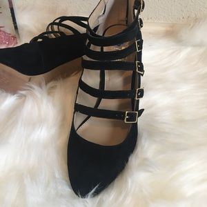 Vince Camuto Black Suede Multi Straps  Heels 👠